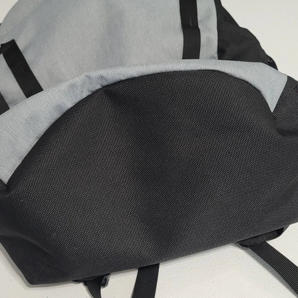 The North Face Stalwart Laptop Backpack Grey Black FlexVent Bag